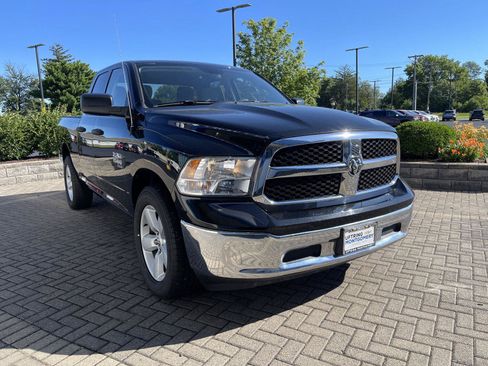 Used 2024 RAM 1500 Classic SLT AWD/4WD image 7