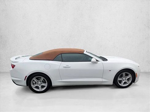 Used 2019 Chevrolet Camaro LT image 4