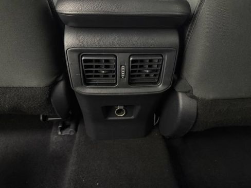 Used 2025 Toyota RAV4 LE FWD image 31