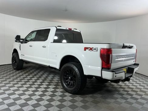 Used 2022 Ford F350 Platinum AWD/4WD image 6