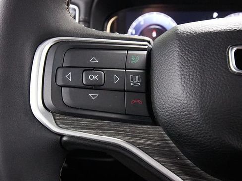 Used 2024 Jeep Wagoneer Series II w/ Convenience Group I AWD/4WD image 16
