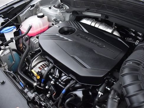 Certified 2023 Kia Seltos SX w/ SX Sunroof Package image 38