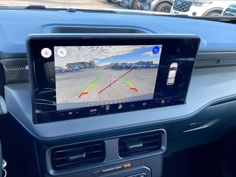 New 2025 Ford Maverick XL w/ Equipment Group 101A image 18