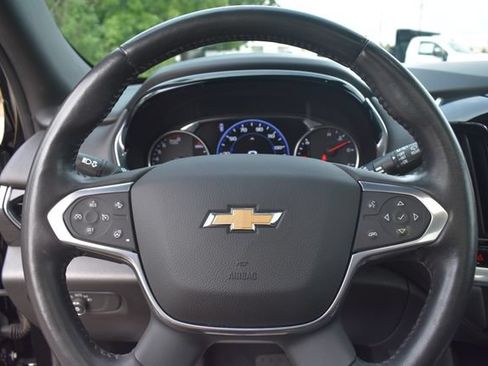 Used 2022 Chevrolet Traverse High Country AWD/4WD image 35