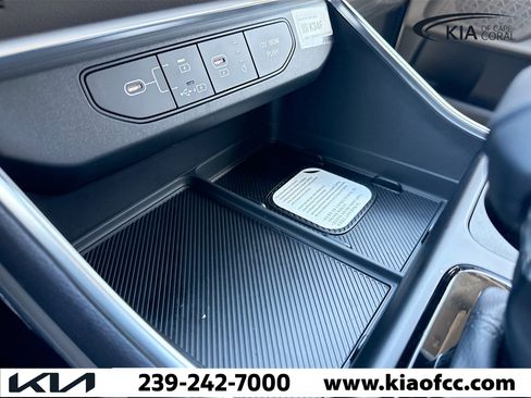 New 2026 Kia Carnival EX image 30