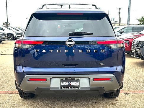 New 2026 Nissan Pathfinder SL FWD image 7