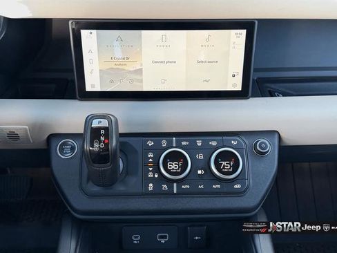 Used 2022 Land Rover Defender 110 X-Dynamic SE image 12