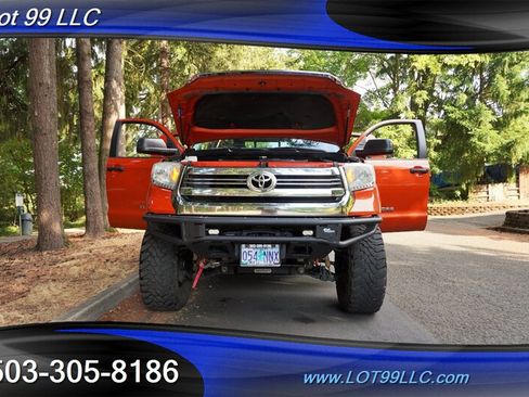 Used 2016 Toyota Tundra SR5 w/ TRD Off Road Package AWD/4WD image 27