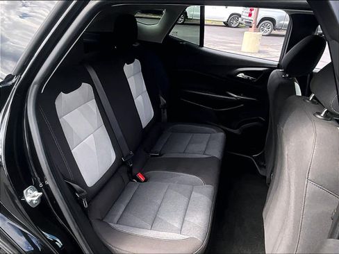 Used 2024 Chevrolet Trax LS FWD image 15