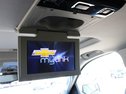 Used 2015 Chevrolet Tahoe LT RWD image 9