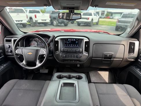 Used 2018 Chevrolet Silverado 1500 LT AWD/4WD image 2