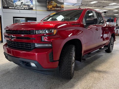 Used 2021 Chevrolet Silverado 1500 RST w/ Bed Protection Package AWD/4WD image 3