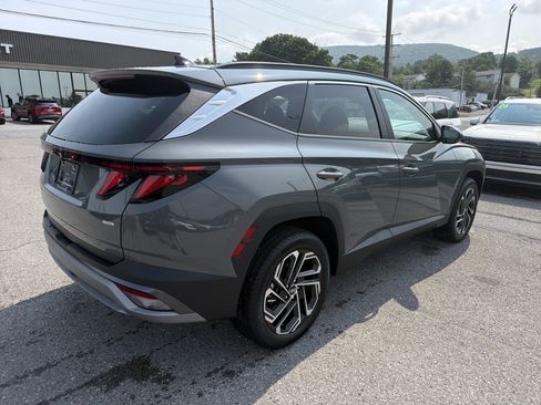 New 2026 Hyundai Tucson SEL Plus AWD/4WD image 3