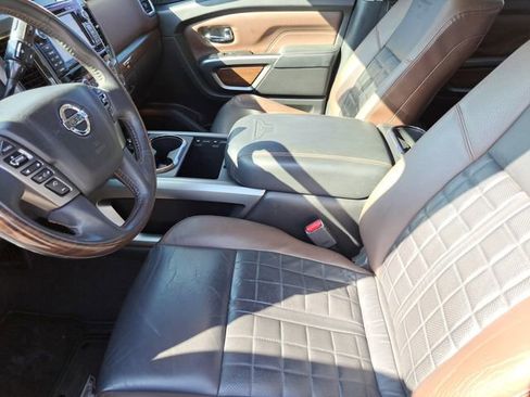Used 2017 Nissan Titan Platinum Reserve image 14