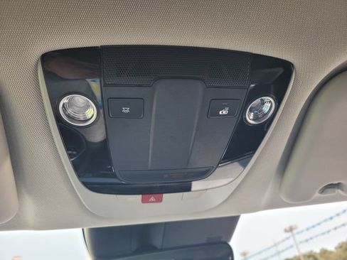 Used 2024 Kia EV6 Light RWD image 21