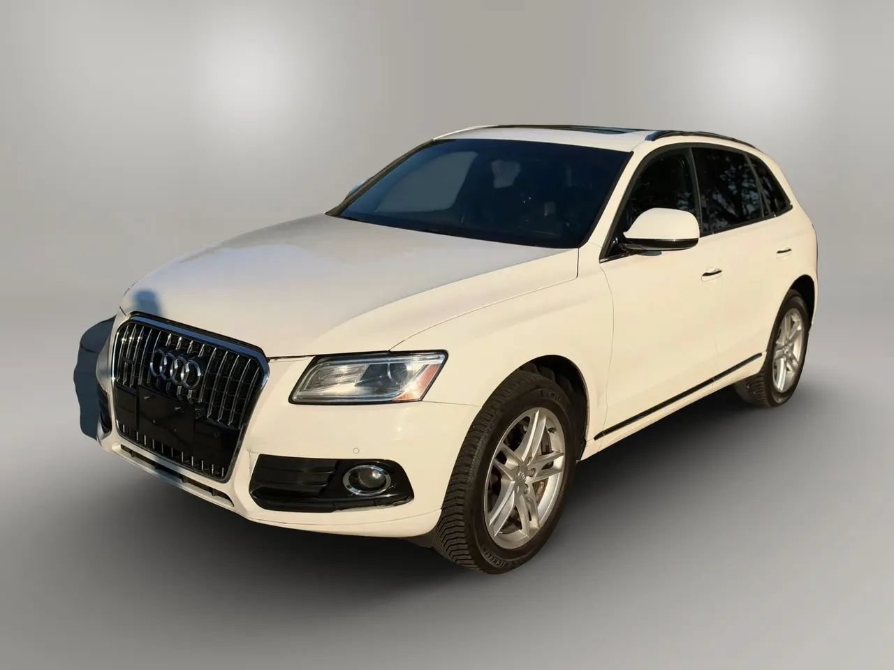Used 2016 Audi Q5 2.0T Premium Plus w/ Technology Package AWD/4WD image 6