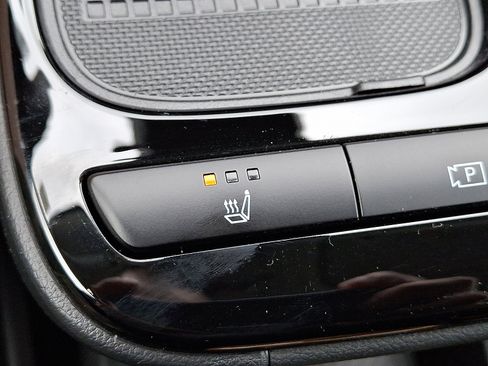 New 2025 Hyundai Ioniq 5 SE image 19