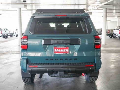 New 2026 Toyota 4Runner TRD Off-Road Premium AWD/4WD image 5