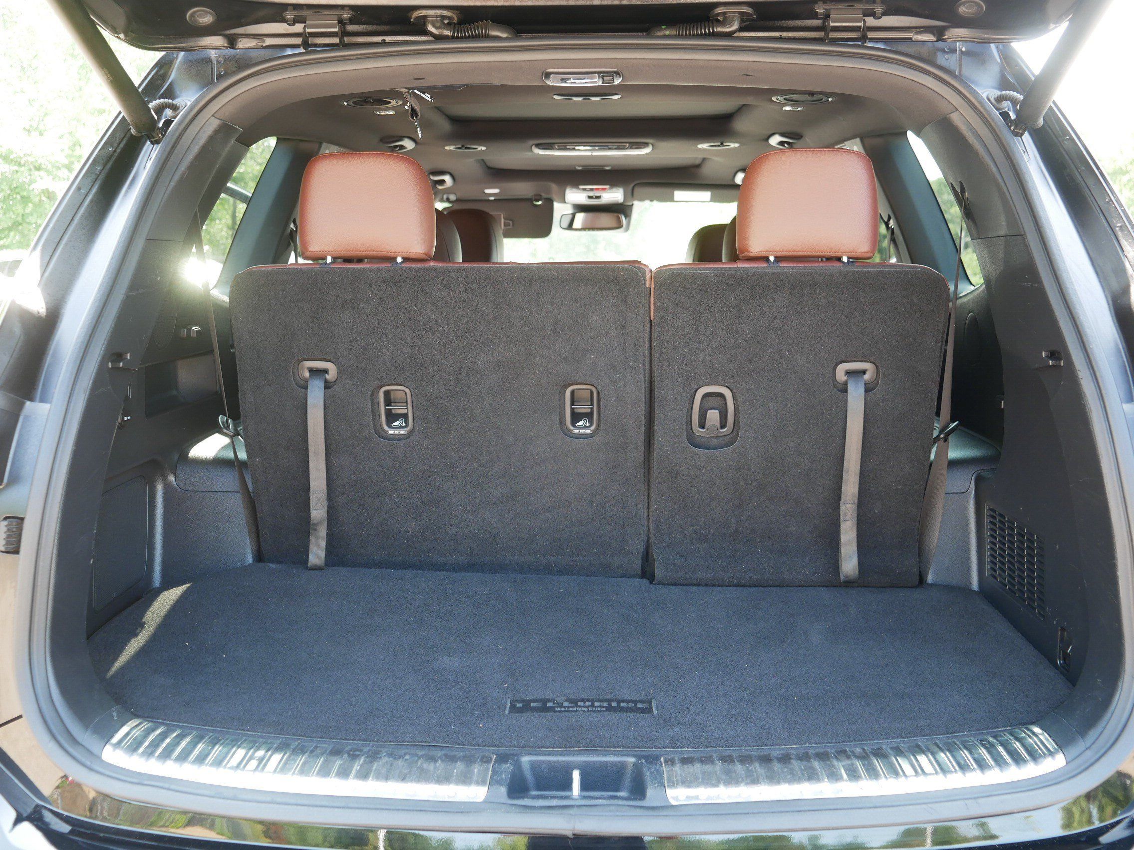 Certified 2024 Kia Telluride SX w/ Towing Package AWD/4WD image 18