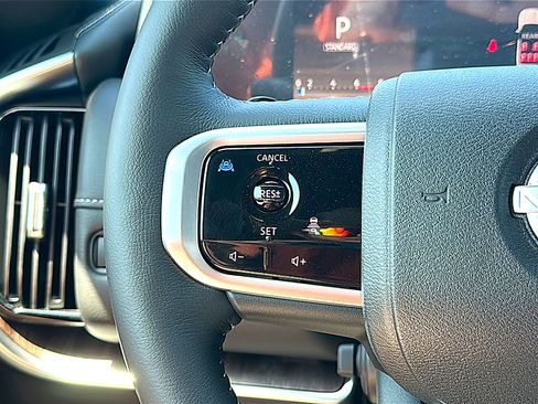 New 2026 Nissan Armada SL w/ Captain's Chari Seat Package AWD/4WD image 20