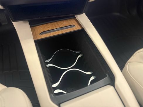 Used 2019 Tesla Model X AWD/4WD image 32