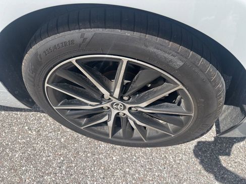 Used 2024 Toyota Camry SE w/ Convenience Package image 10