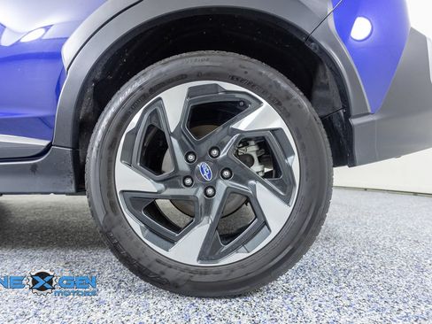 Used 2024 Subaru Crosstrek 2.5i Limited AWD/4WD image 45