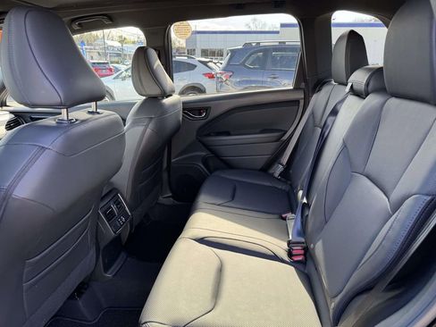 Used 2025 Subaru Forester Limited AWD/4WD image 10