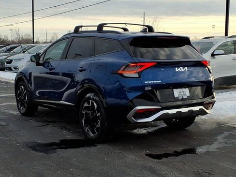 Used 2025 Kia Sportage SX image 5