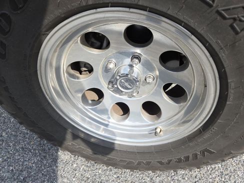 Used 2009 Jeep Wrangler X image 4