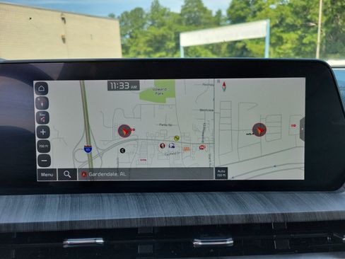 Used 2024 Kia Telluride EX w/ EX Captain's Chair Package FWD image 24