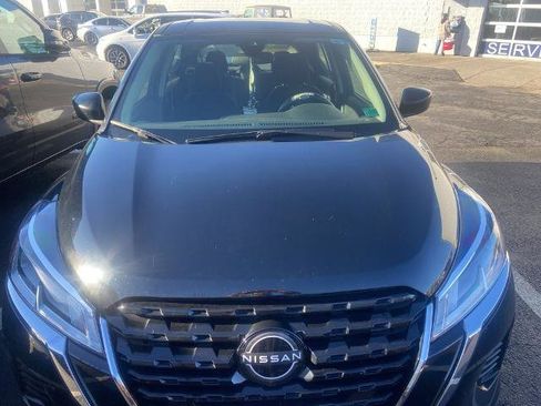 Certified 2023 Nissan Kicks S image 2