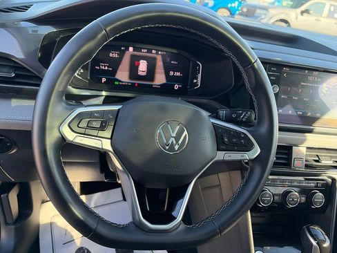 Used 2022 Volkswagen Taos SEL AWD/4WD image 19