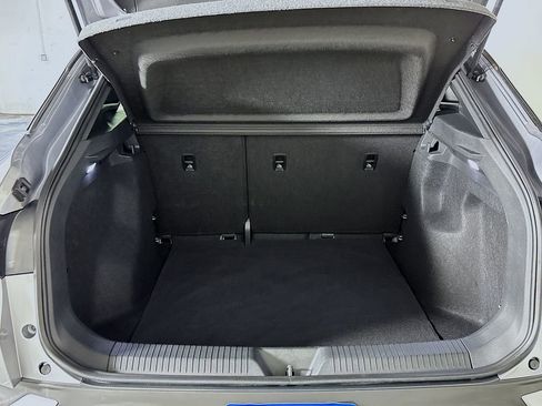 Certified 2023 Volkswagen ID.4 2WD image 22