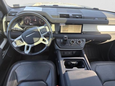 Used 2023 Land Rover Defender 110 S image 17