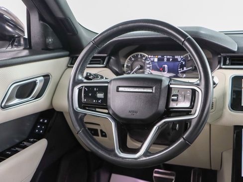Used 2023 Land Rover Range Rover Velar R-Dynamic S image 12