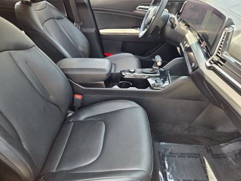 Certified 2025 Kia Sportage SX FWD image 13