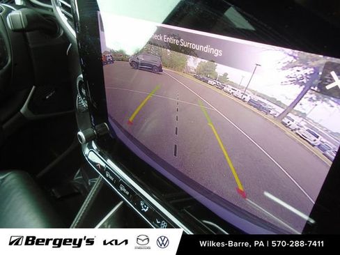 Used 2024 Jeep Wagoneer L 4WD image 29