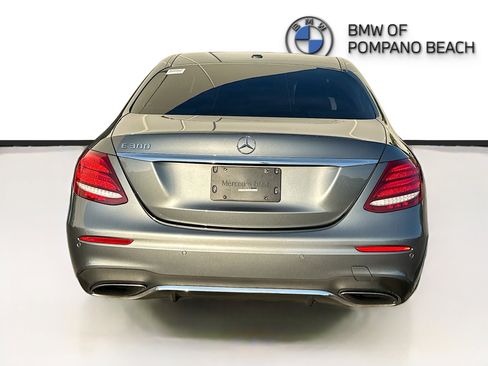 Used 2017 Mercedes-Benz E 300 E 300 image 6