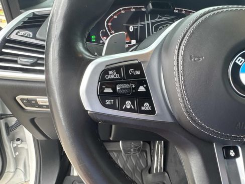 Used 2021 BMW X5 xDrive40i w/ M Sport Package AWD/4WD image 23