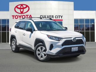 Used 2021 Toyota RAV4 LE FWD video 1