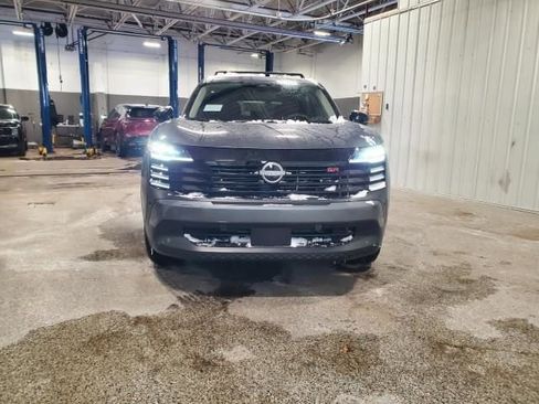 New 2026 Nissan Kicks SR w/ Cold Weather Package image 8