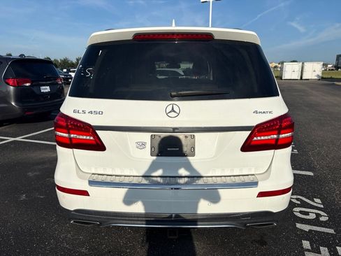 Used 2018 Mercedes-Benz GLS 450 4MATIC image 9