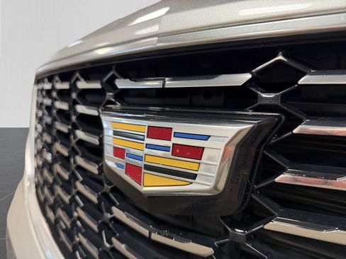 Used 2022 Cadillac XT4 Premium Luxury w/ Safety Alert Package AWD/4WD image 46
