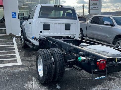 New 2026 RAM 5500 Tradesman AWD/4WD image 5