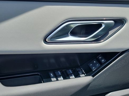 New 2026 Land Rover Range Rover Velar Belgravia AWD/4WD image 24