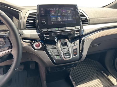Used 2023 Honda Odyssey Touring image 27