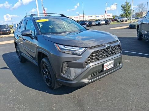 Used 2024 Toyota RAV4 XLE w/ Convenience Package AWD/4WD image 6