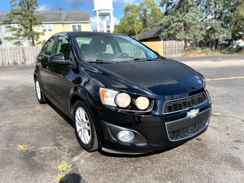 Used 2012 Chevrolet Sonic LT image 11