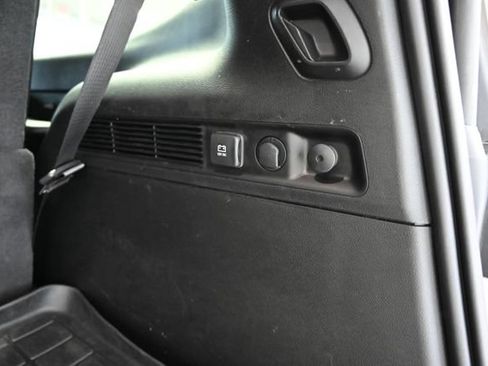 Used 2022 Jeep Wagoneer Series I AWD/4WD image 8